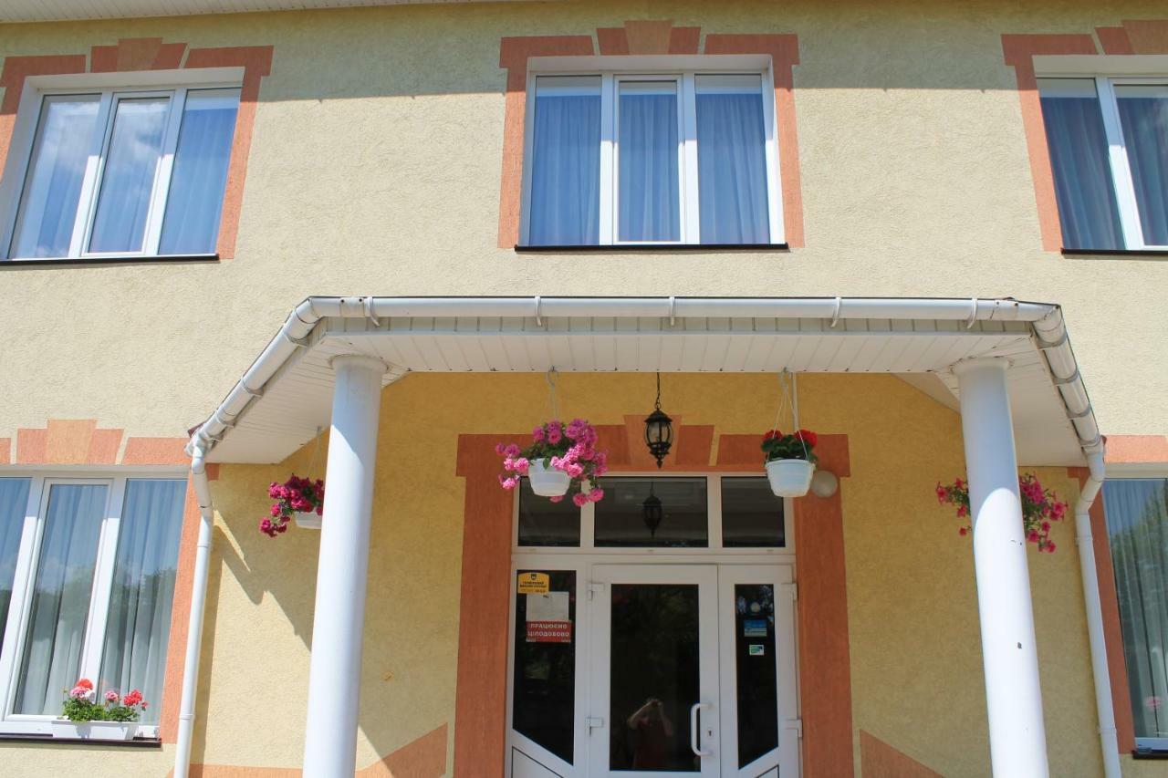 Kremin Otel Kremenetsʼ Dış mekan fotoğraf