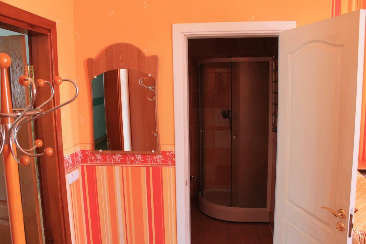 Kremin Otel Kremenetsʼ Dış mekan fotoğraf