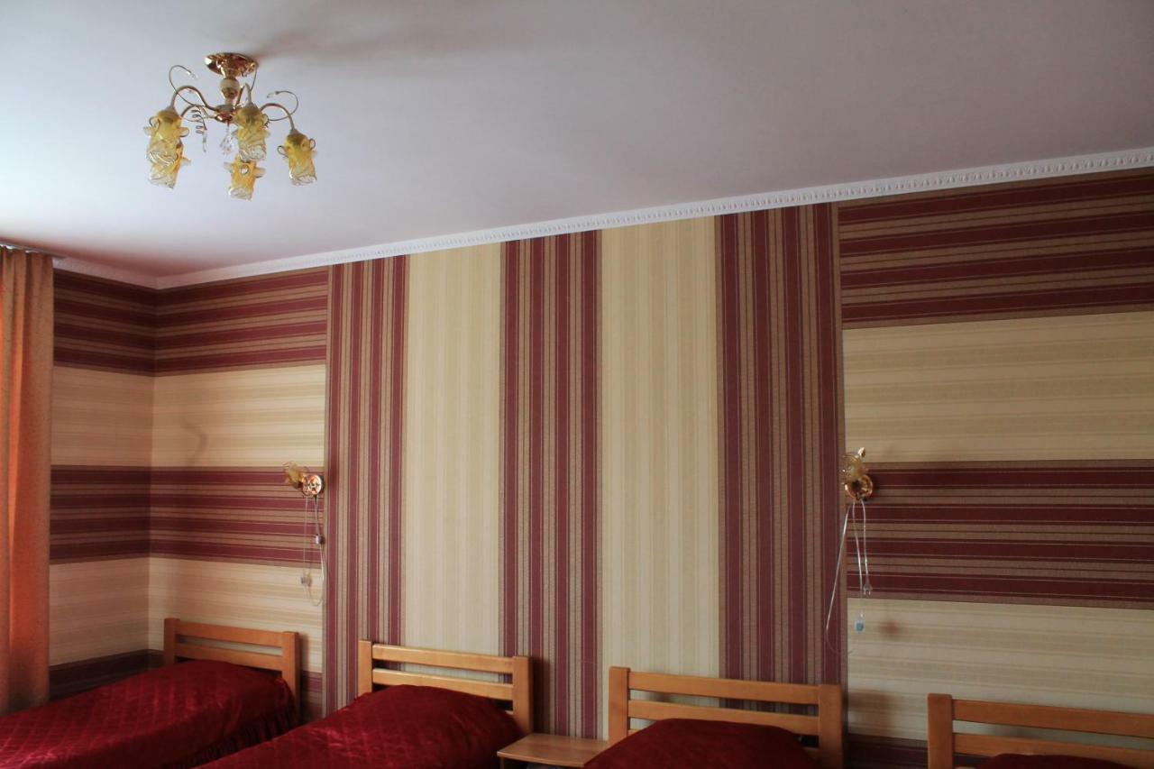 Kremin Otel Kremenetsʼ Dış mekan fotoğraf