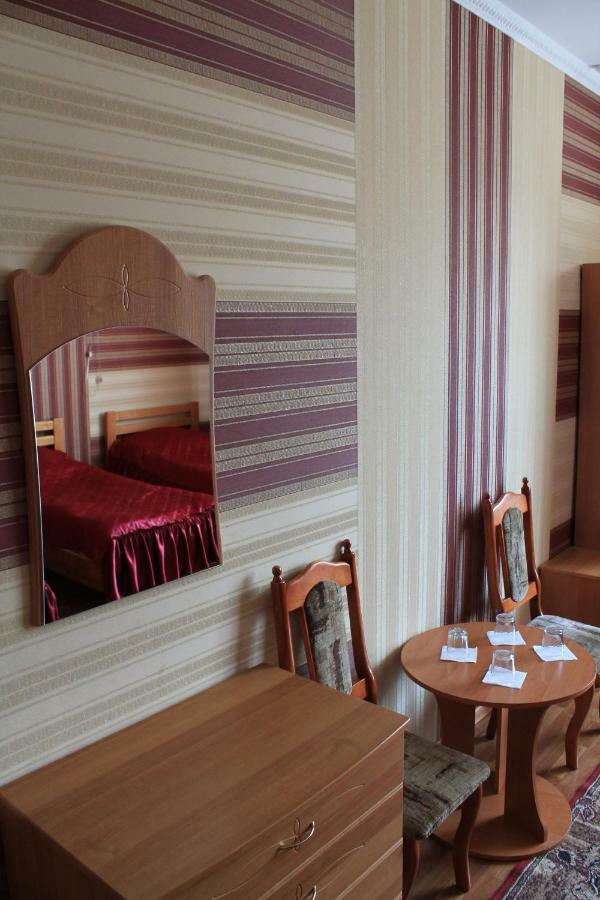 Kremin Otel Kremenetsʼ Dış mekan fotoğraf