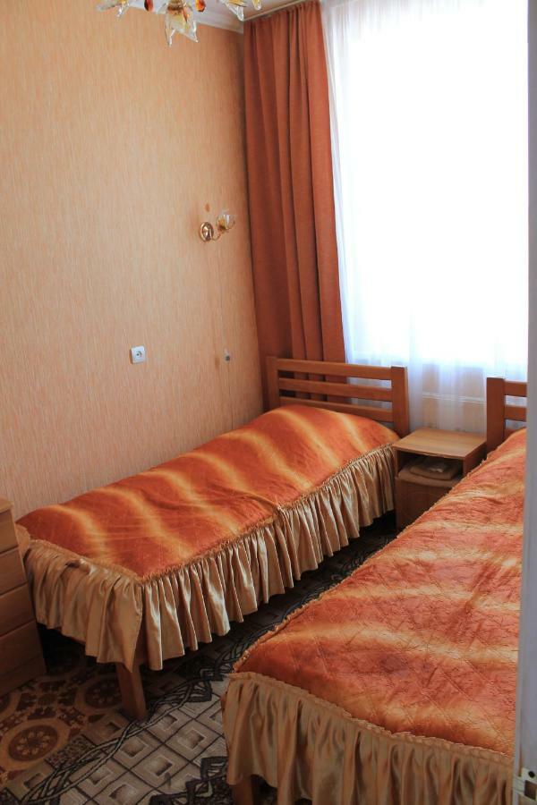 Kremin Otel Kremenetsʼ Dış mekan fotoğraf